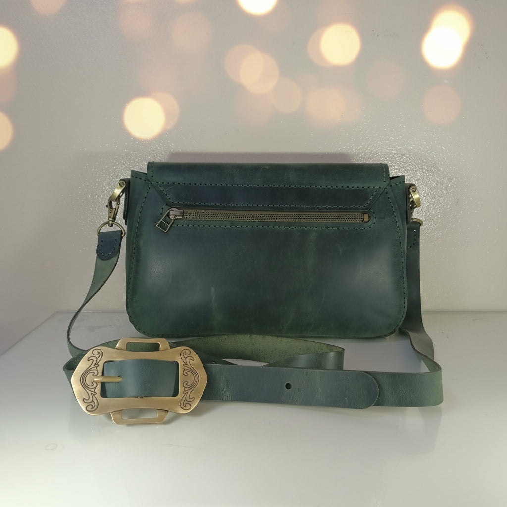 شنطة كروس لون زيتي مصنوعة يدويا