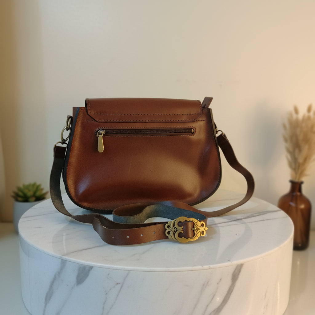 شنطة تفريغ ماندلا لون بني جلد طبيعي