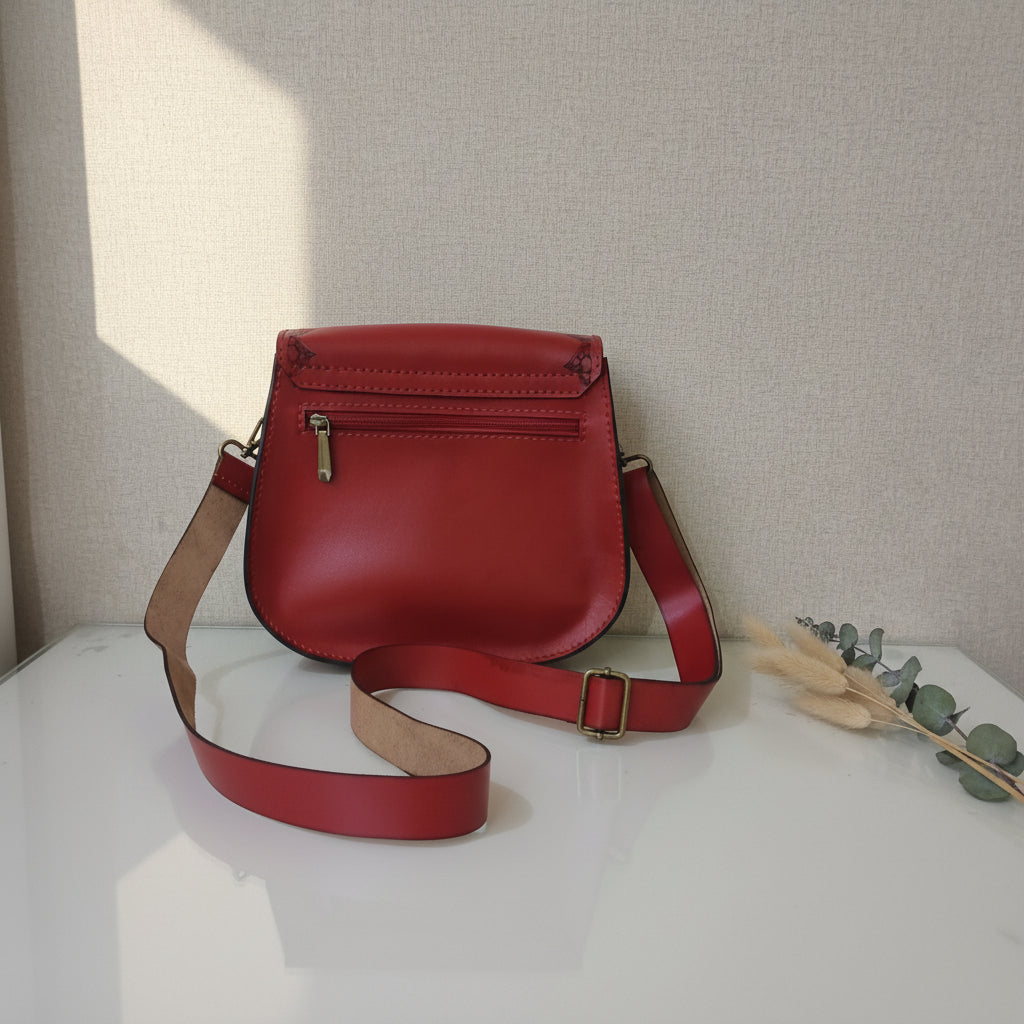 شنطة ماندلا لون احمر جلد طبيعي