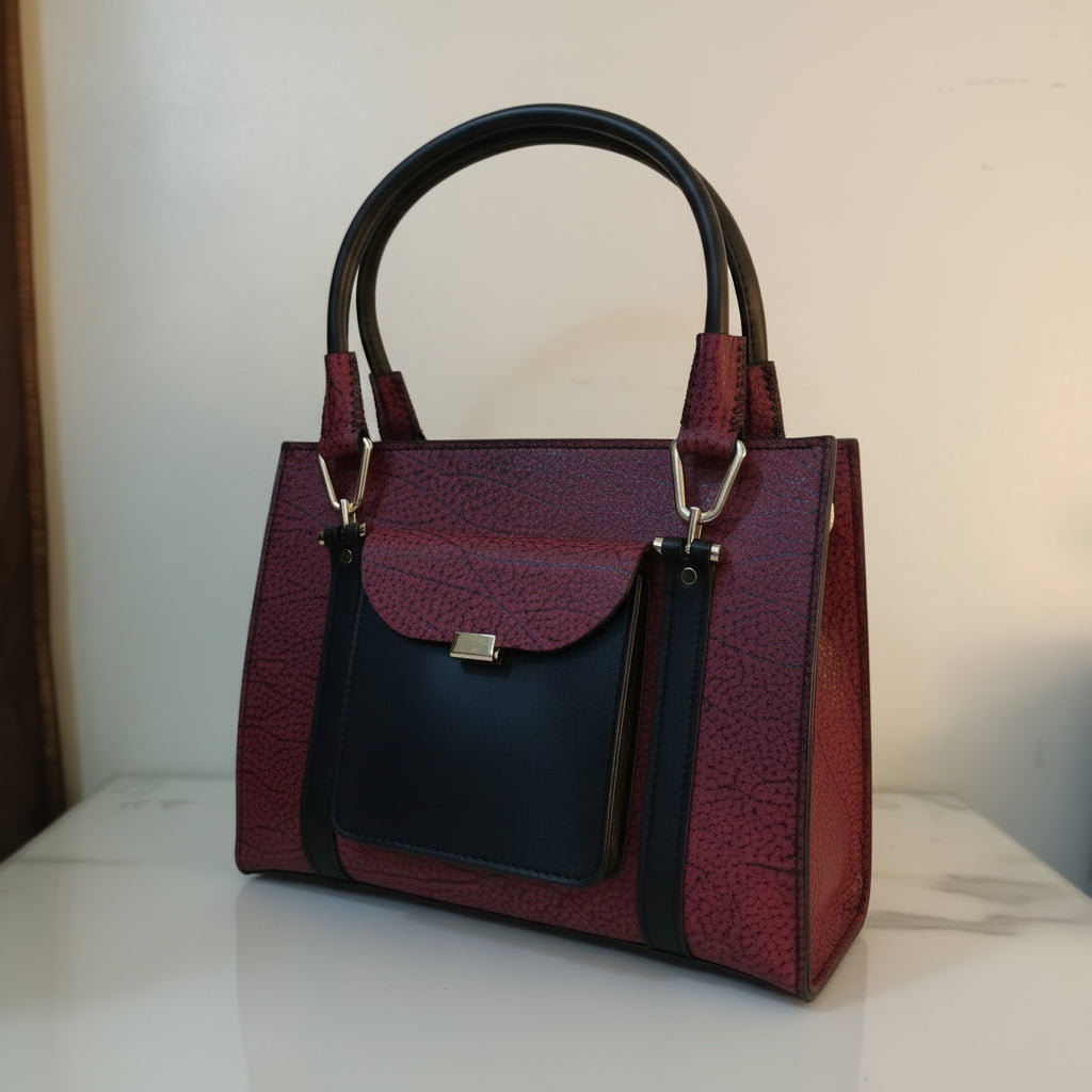 شنطة نبيتي في اسود جلد بقرى