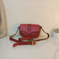 شنطة كروس لون احمر جلد طبيعي